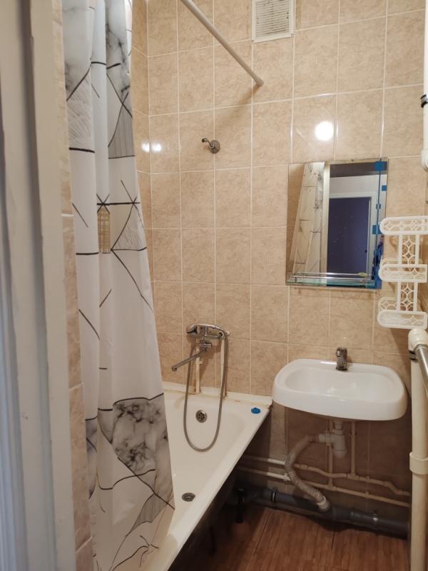 Продам 2 комн. квартиру по ул. Пушанина, 54. (ул. Терновского)