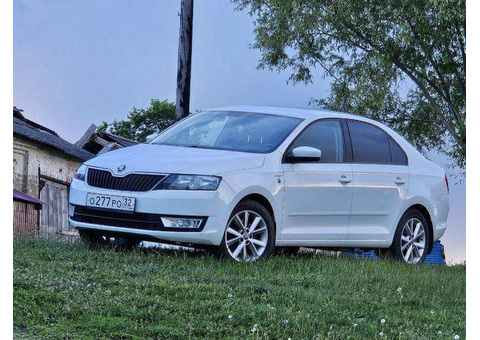 Продам автомобиль SKODA RAPID 2016 г.в.