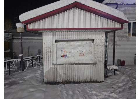 Киоск (деревянный) пл. 6.8 кв.м.