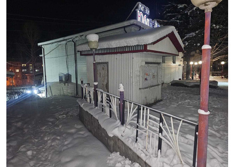 Киоск (деревянный) пл. 6.8 кв.м.