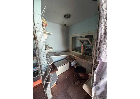 Киоск (деревянный) пл. 6.8 кв.м.