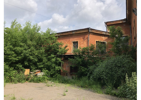 Два здания общ.пл.1346,6 кв.м. с земельным участком