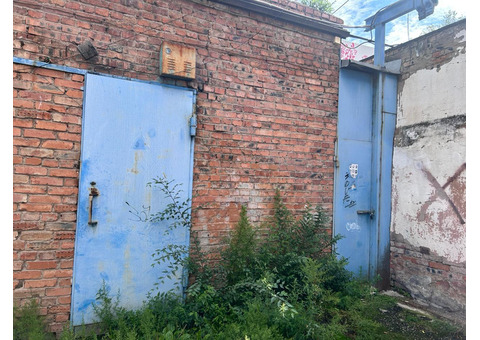Нежилое помещение площадью 16.5 кв.м.