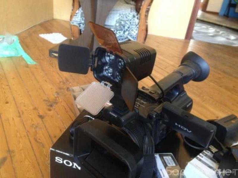 Продам: Sony HDR-FX1000E